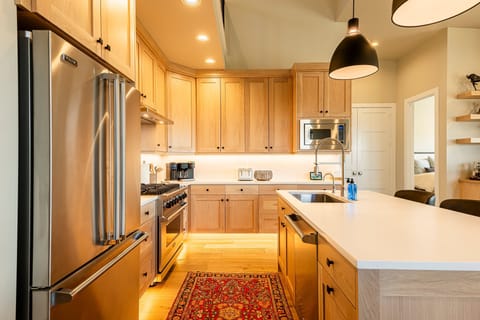 Fully Equipped Chef's Kitchen with Stainless Steel Viking Appliances