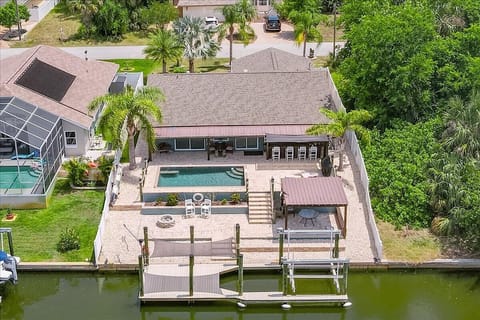 Canal, Pool, Boating, Vacation Paradise