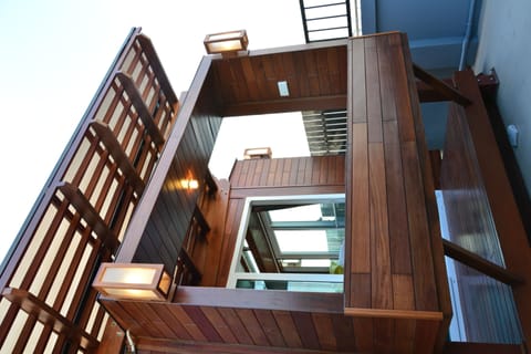 Rooftop Suite | In-room safe, desk, free WiFi