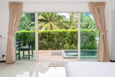 Deluxe Bungalow, Garden View | View from room