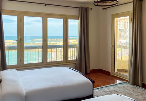 Standard Apartment, 2 Bedrooms, Sea View | 2 bedrooms, in-room safe, free WiFi