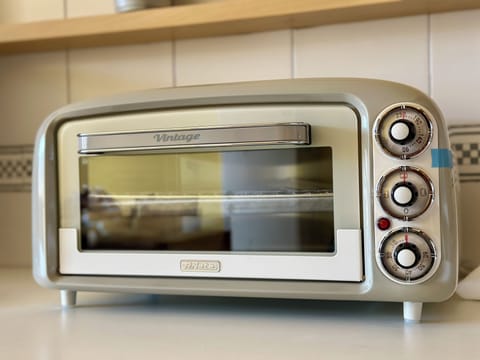 Shared fridge, microwave