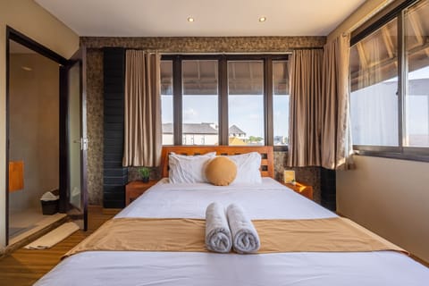 Premium Room | Free WiFi, bed sheets