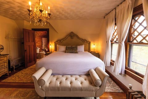 Egyptian cotton sheets, premium bedding, individually decorated