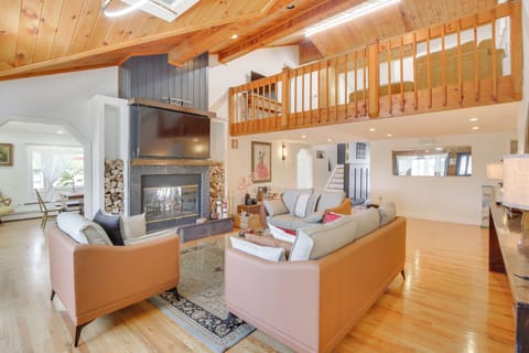 Carmel Hamlet Vacation Rental | 4BR | 3BA | 2,769 Sq Ft | 3 Steps to Enter