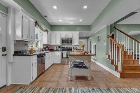 Fully Equipped Kitchen | Stainless Appliances | Prep Island