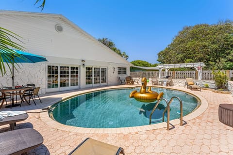 Beautiful pool home