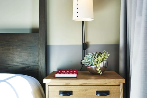 Guest room