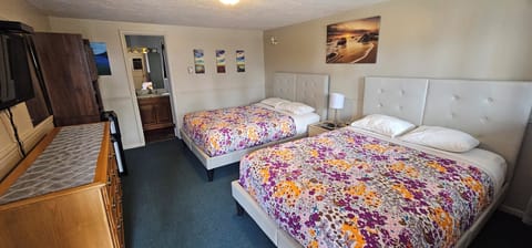 Basic Single Room, 2 Queen Beds, Balcony | Premium bedding, memory foam beds, individually decorated