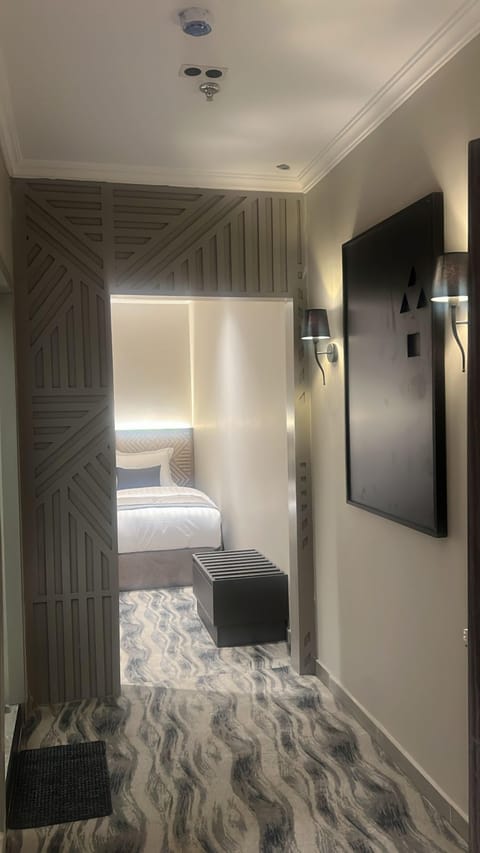Double Room | In-room safe, soundproofing, iron/ironing board