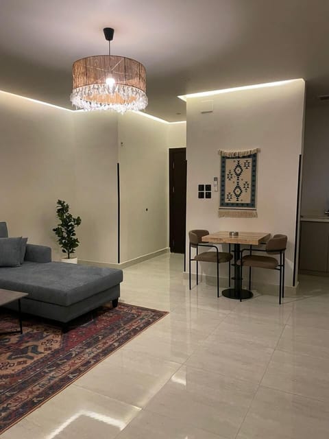 Studio | Living area