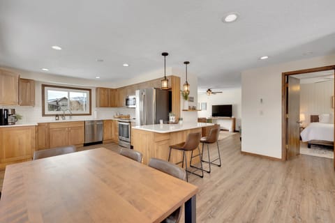 Plenty of kitchen seating