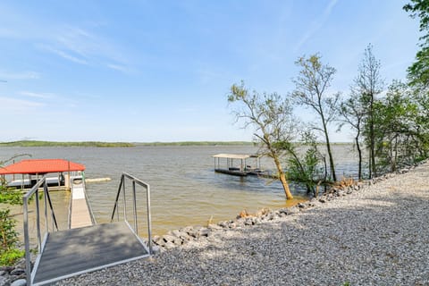 New Concord Vacation Rental | 4BR | 4BA | Stairs Required | 3,200 Sq Ft