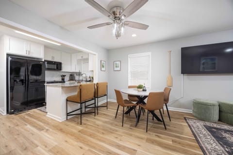 Dining Room & KitchenSining