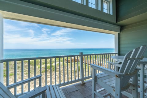 FF308: Keys to Serenity | Ocean Front Covered Deck with Seating