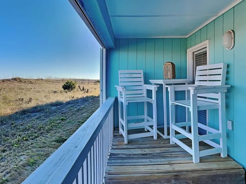 Condo (2 Bedrooms)