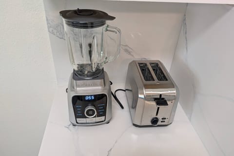 Blender and toaster