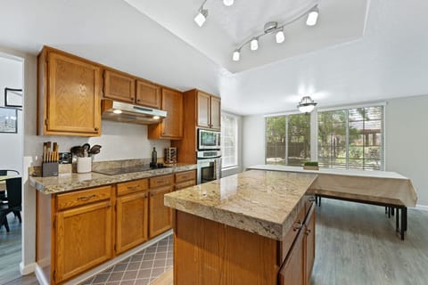 Channel your inner chef in this bright and breezy kitchen.