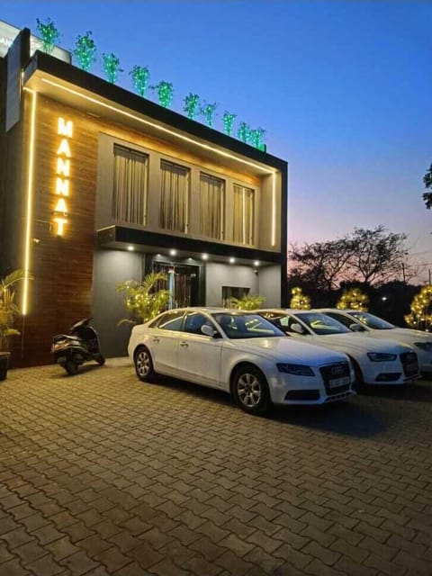 Free self parking