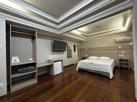 Room | Free WiFi, bed sheets