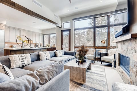 10 Riverfront 13