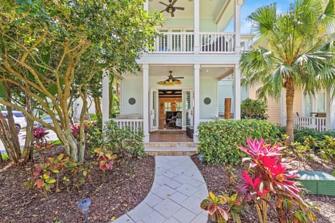 Welcome to Happy Daze!