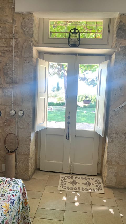 Classic Room, Garden View | Desk, soundproofing, iron/ironing board, free WiFi