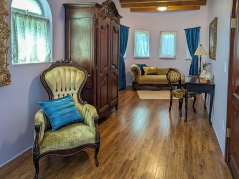 Princess Chamber | Free WiFi