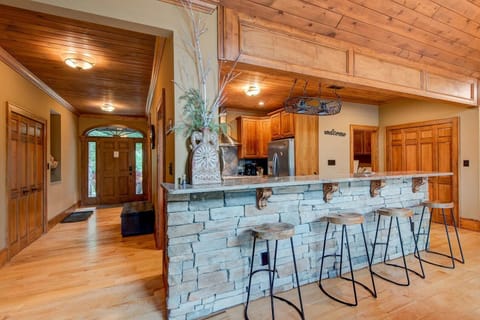 Stone Knee Wall at the Kitchen Bar