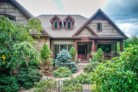 Welcome to Birds Nest On Sugar Mountain!