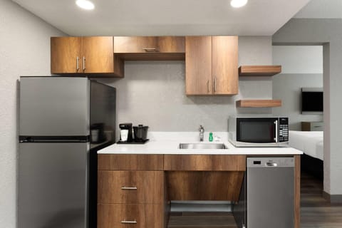 Suite, 2 Queen Beds, Non Smoking | Free WiFi, bed sheets