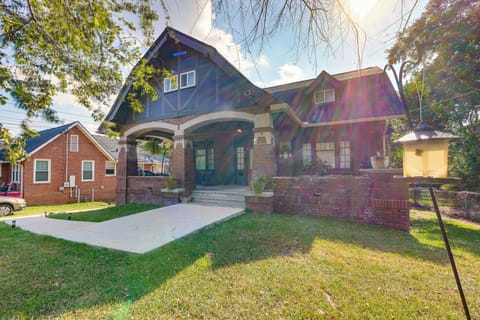 Macon Vacation Rental | 4BR | 2BA | 2,480 Sq Ft | 6 Steps to Enter