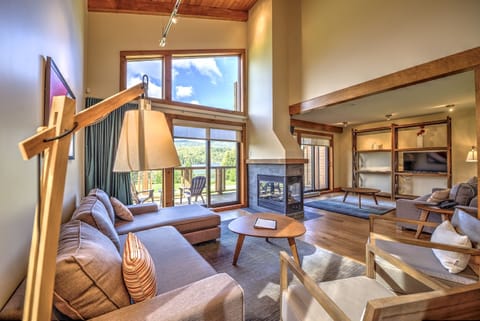 Apartment, 3 Bedrooms, Lake View | Bed sheets