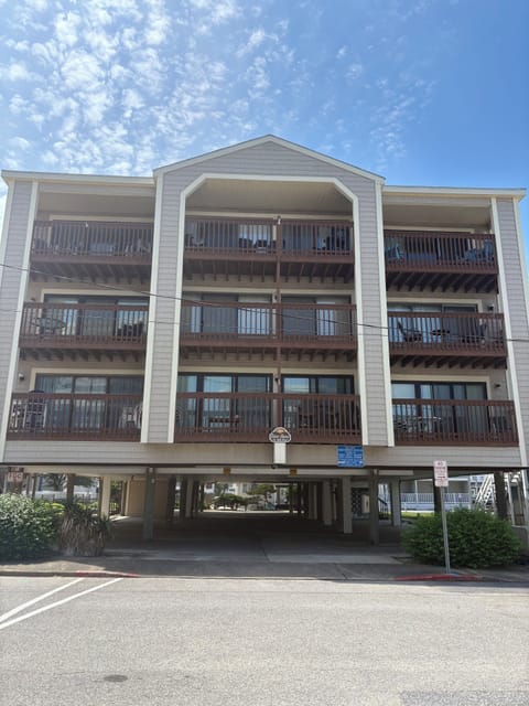 Silver Shore located in 84th Street, Midtown 