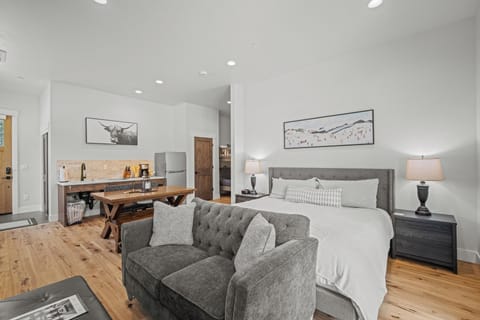 18160 Forestbrook-50