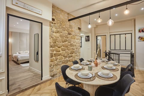 Apartment | Dining