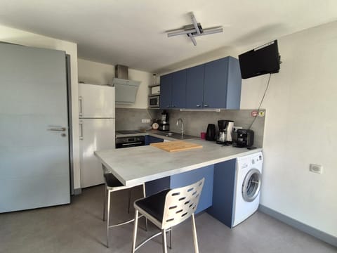 House | Private kitchen | Highchair