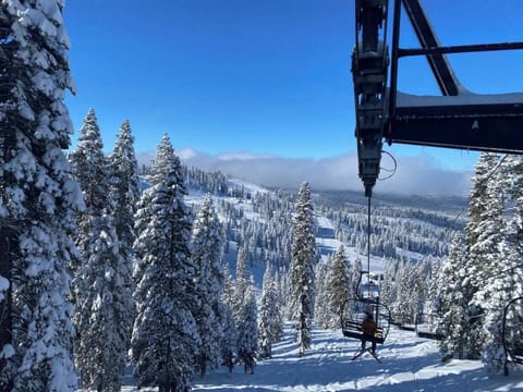 Snow and ski sports