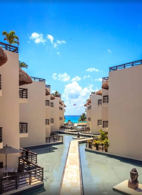 Apartment, 1 Bedroom, Accessible, Smoking | Pool | Outdoor pool