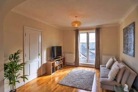 Apartment | Living room