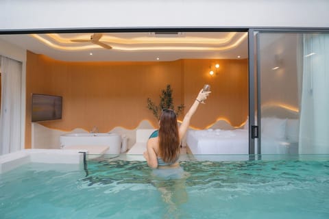 Grand Room, Pool Access | Free WiFi, bed sheets