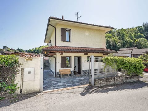 Boat, Watercraft, Marina, Naval Architecture, Dock, Sea, Shade, Port, Boats And Boating--Equipment And Supplies, Harbor