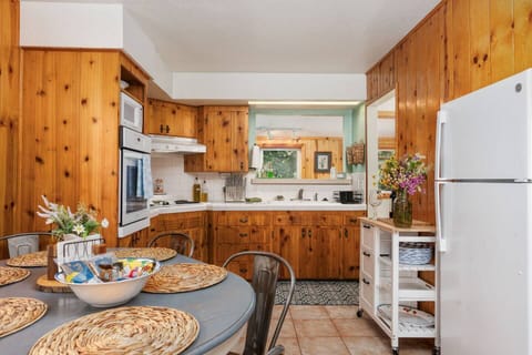 Fully equipped kitchen to cook all your favorite meals.