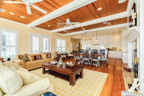 Open floor plan makes spending time with the whole group easy!