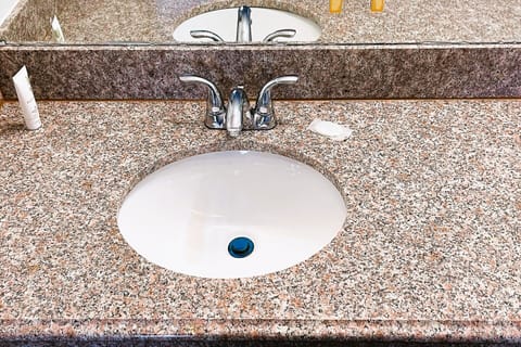 Free toiletries, towels