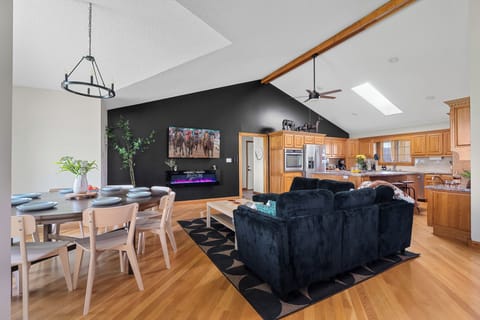 Our TV is 65 in & has guest mode that will log out of your streaming services.