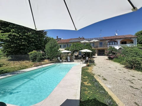 Swimming Pool, Residential Area, Outdoor Furniture, Resort, Umbrella, Leisure, Estate, Hacienda, Shade, Villa