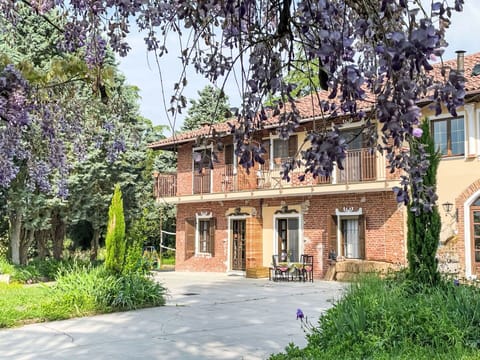 Home, Apartment, Balcony, Estate, Shade, Villa, Eco Hotel, Porch, Landscaping, Mansion
