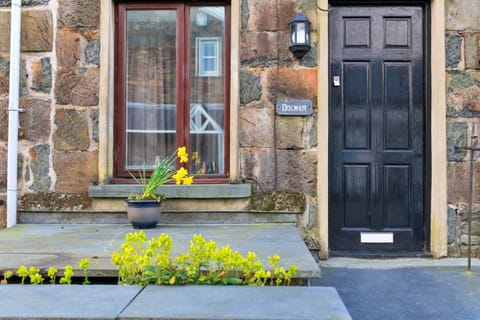Cottage | Exterior detail