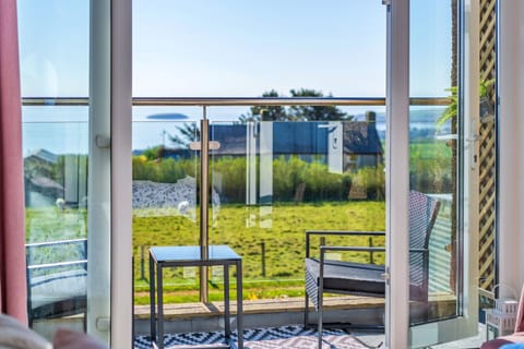 House | Balcony